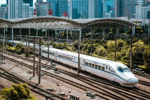 Maglev High-Speed Run